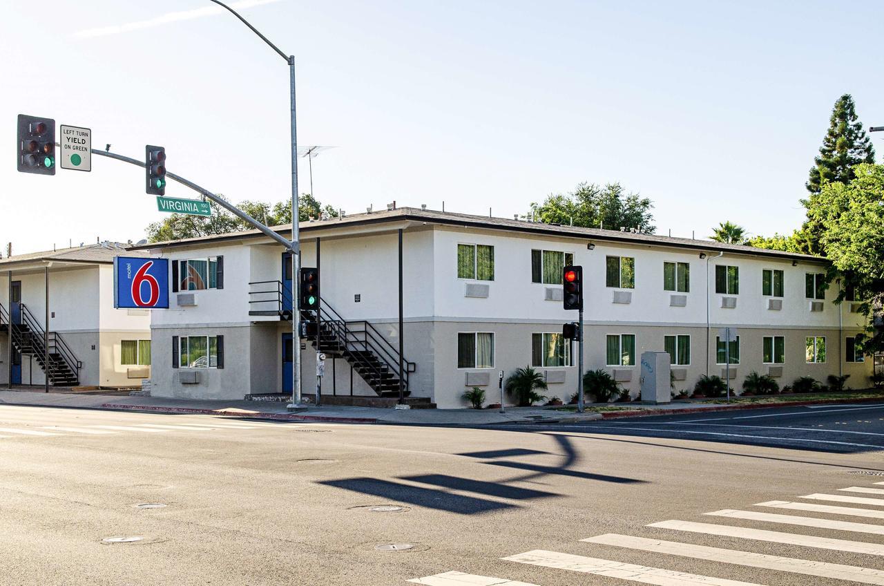 Motel 6-Modesto, Ca - Downtown ภายนอก รูปภาพ